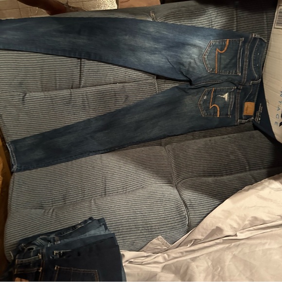 American eagle - Picture 2 of 2